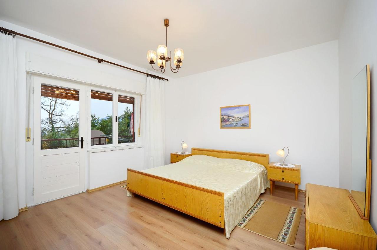 Apartments Mladen Jelica Ičići Eksteriør bilde